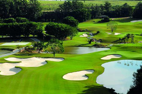 Campo De Golfe De Jogos De Azar Martelo