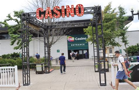 Cne Casino Estacionamento Gratuito