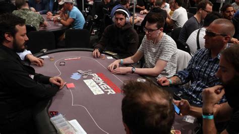 Comentario Jouer En Fin De Tournoi De Poker