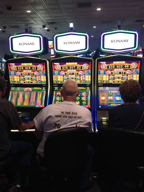 Eagle Mountain Casino Slot Machines