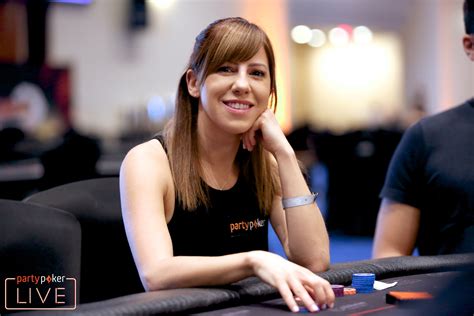 Kristen Bicknell Poker Perfil
