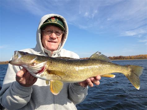 Lago Vermelhao Walleye Slot 2024