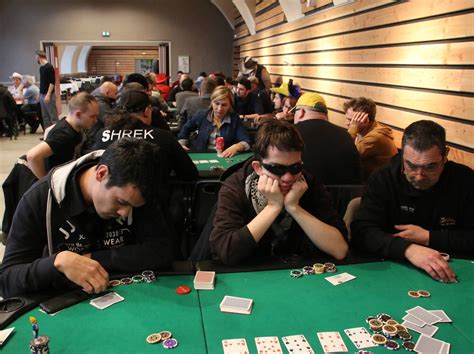 Tournoi De Poker Dans Le 37